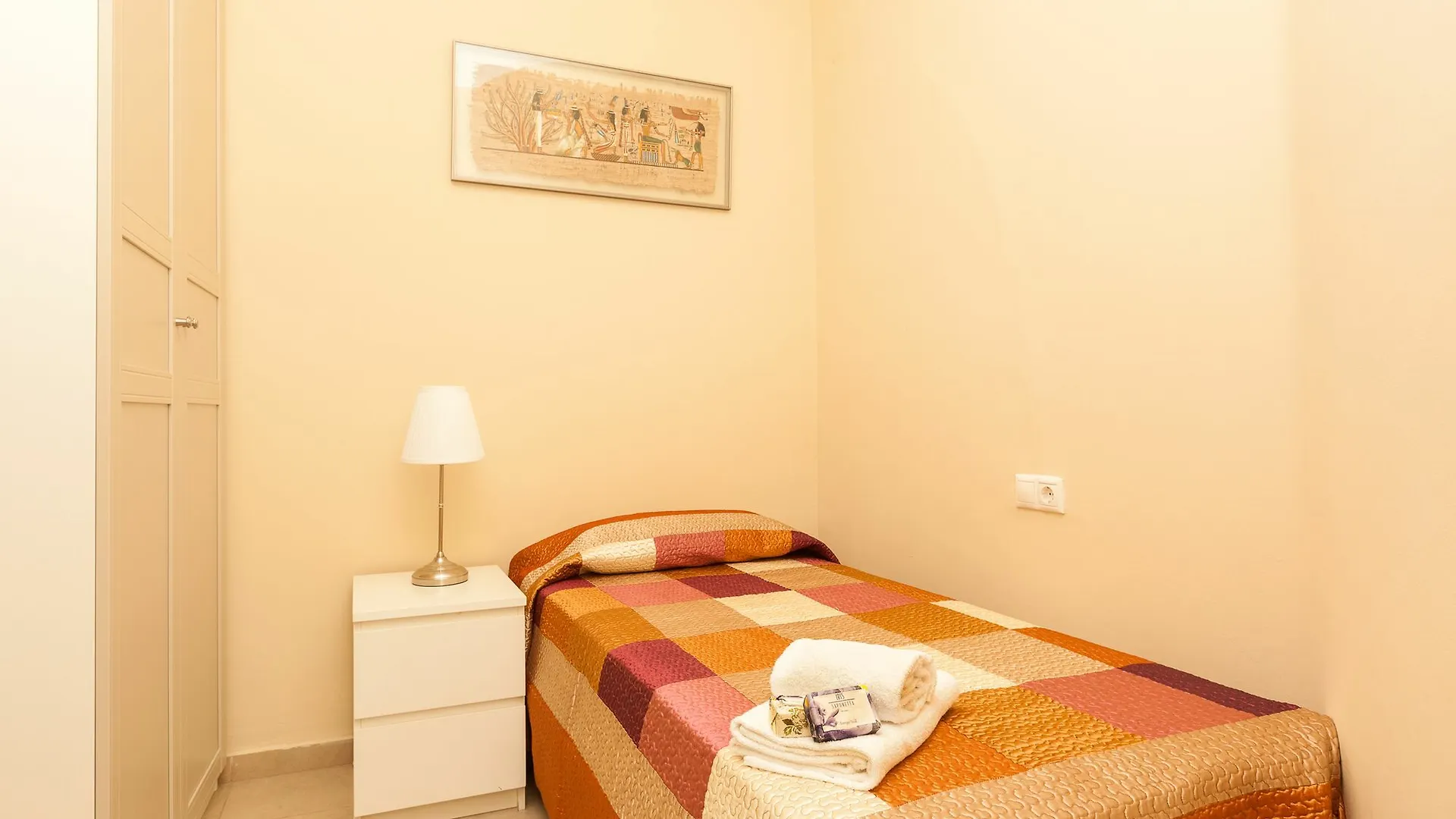 Comfy Corner 32 Apartment Barcelona 0*,