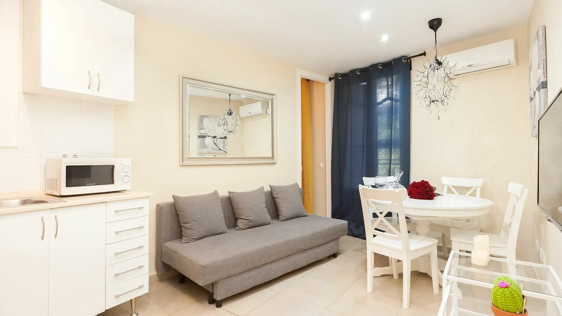Comfy Corner 32 Apartment Barcelona 0*,